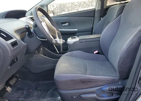 2013 Toyota Prius V z USA, uszkodzony, nr VIN JTDZN3EU7D3210377